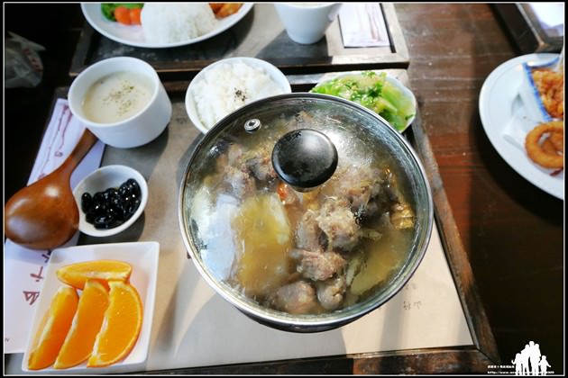 32 (複製)